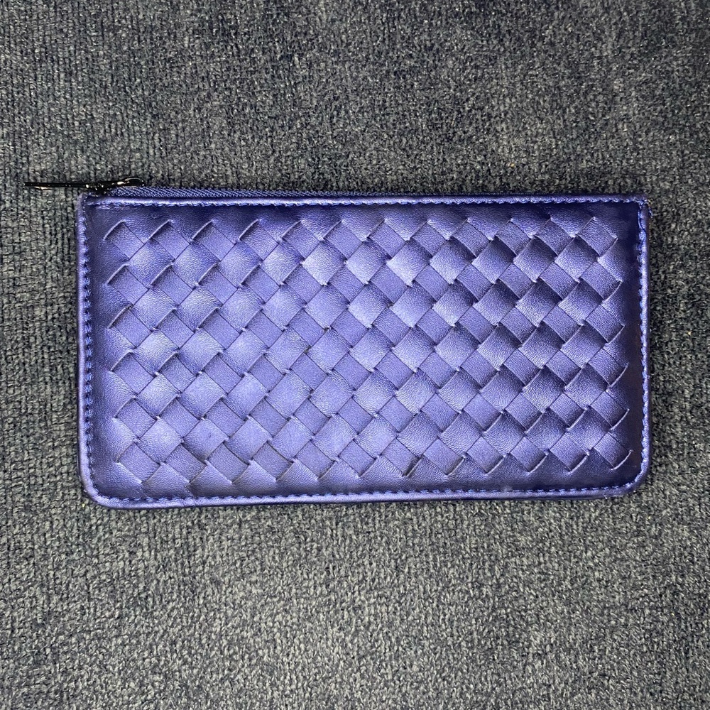 Weaved wallet